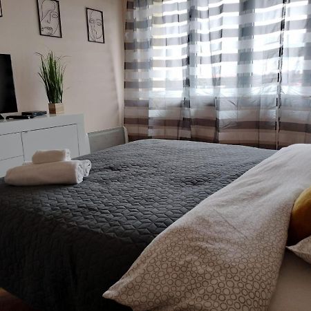 Apartamento Nexus Center Miercurea Ciuc Exterior foto