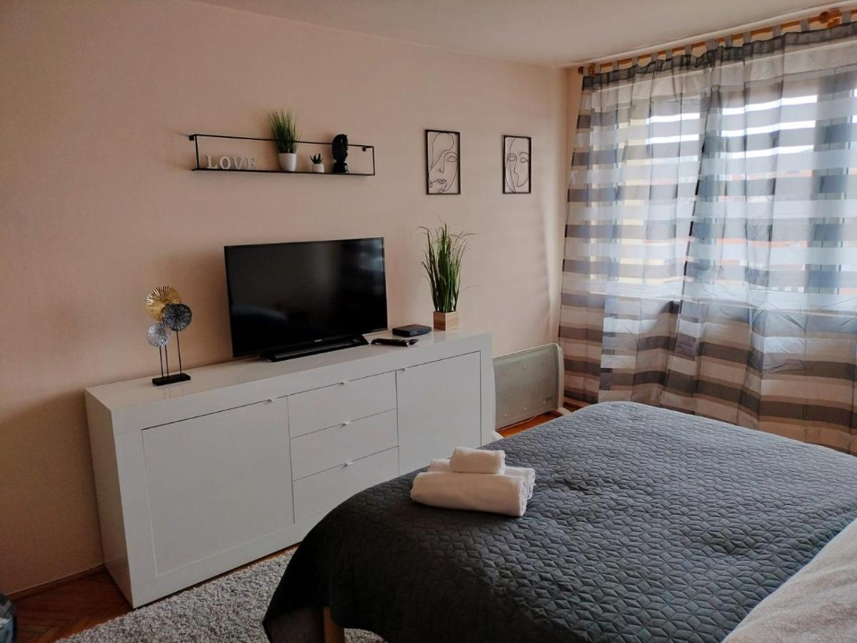 Apartamento Nexus Center Miercurea Ciuc Exterior foto
